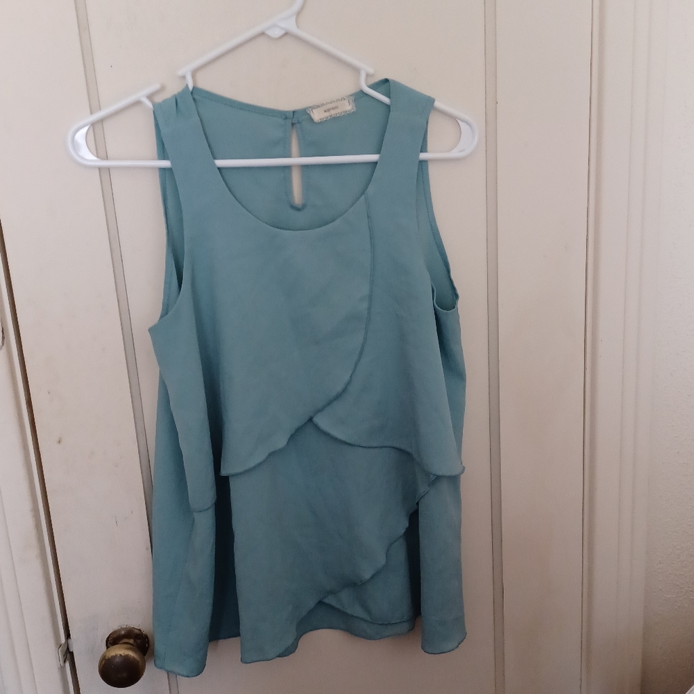Soprano Teal flowy Tank sz Xl